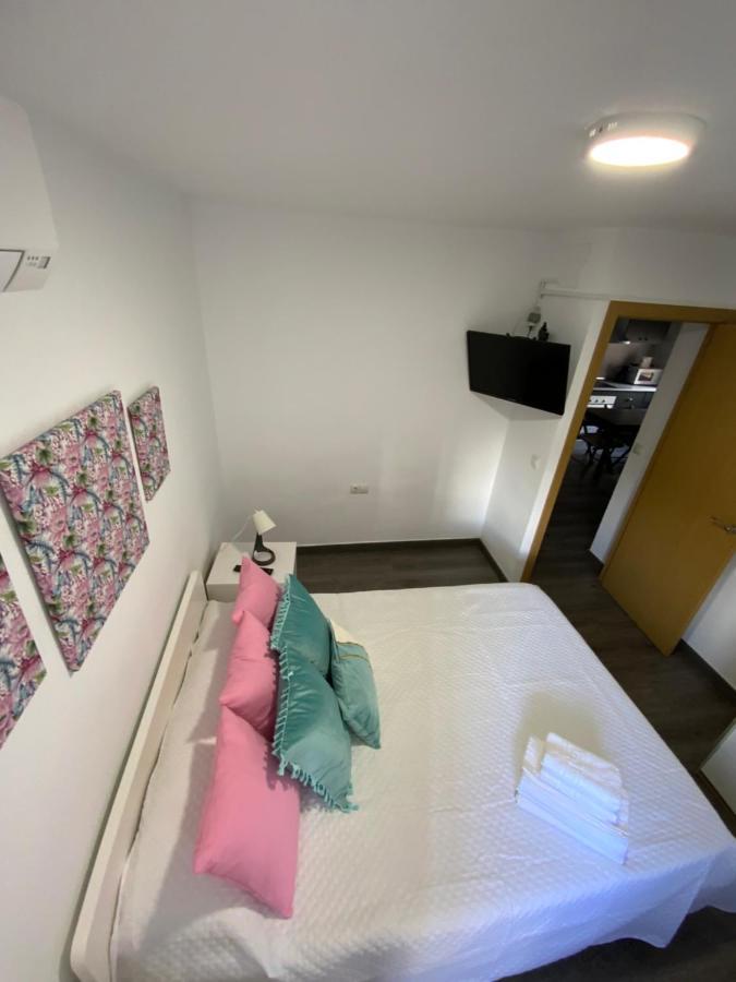 4 Capulino Apartamentos Málaga Exterior foto